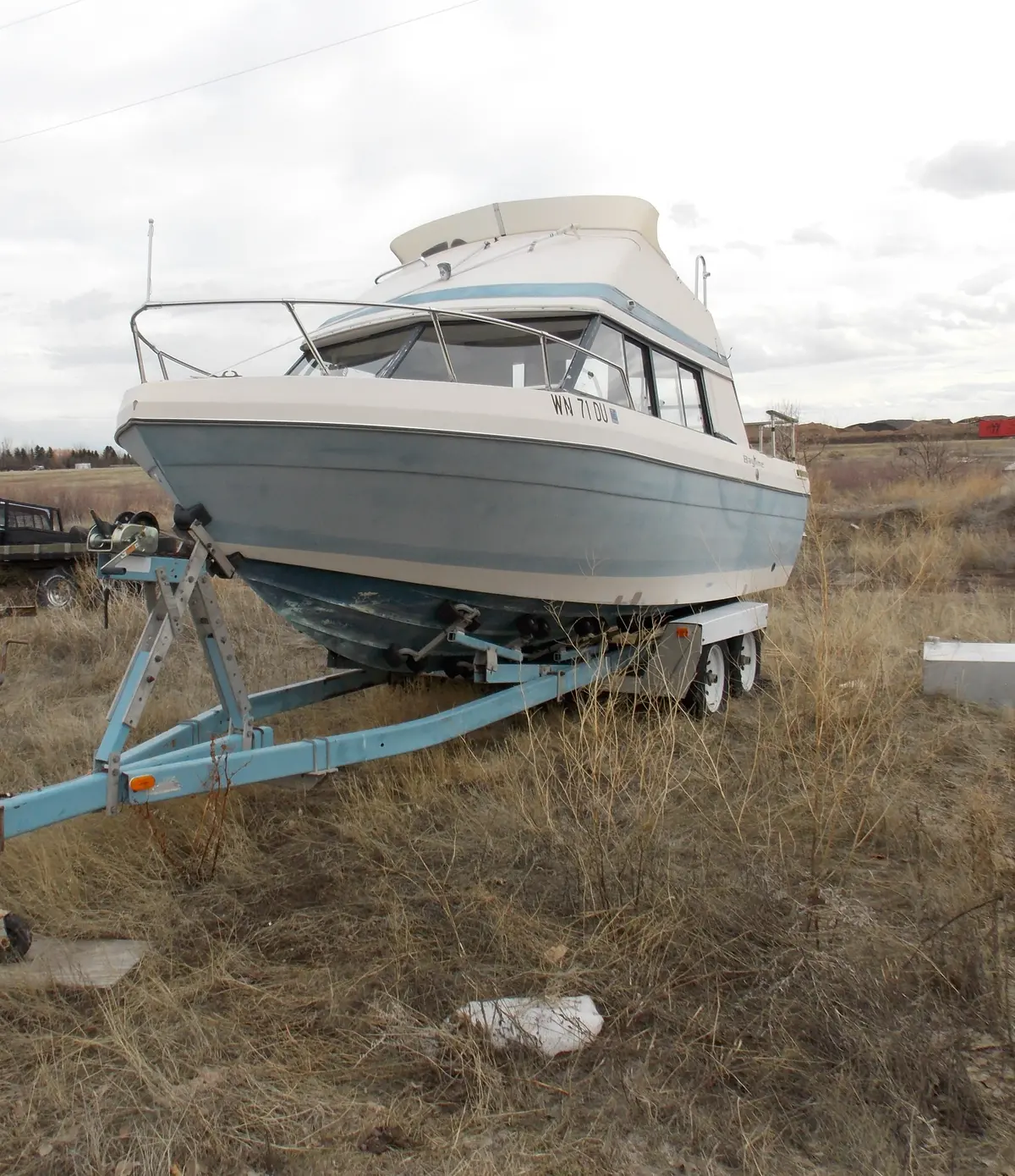 Bayliner Boat And Trailer 1