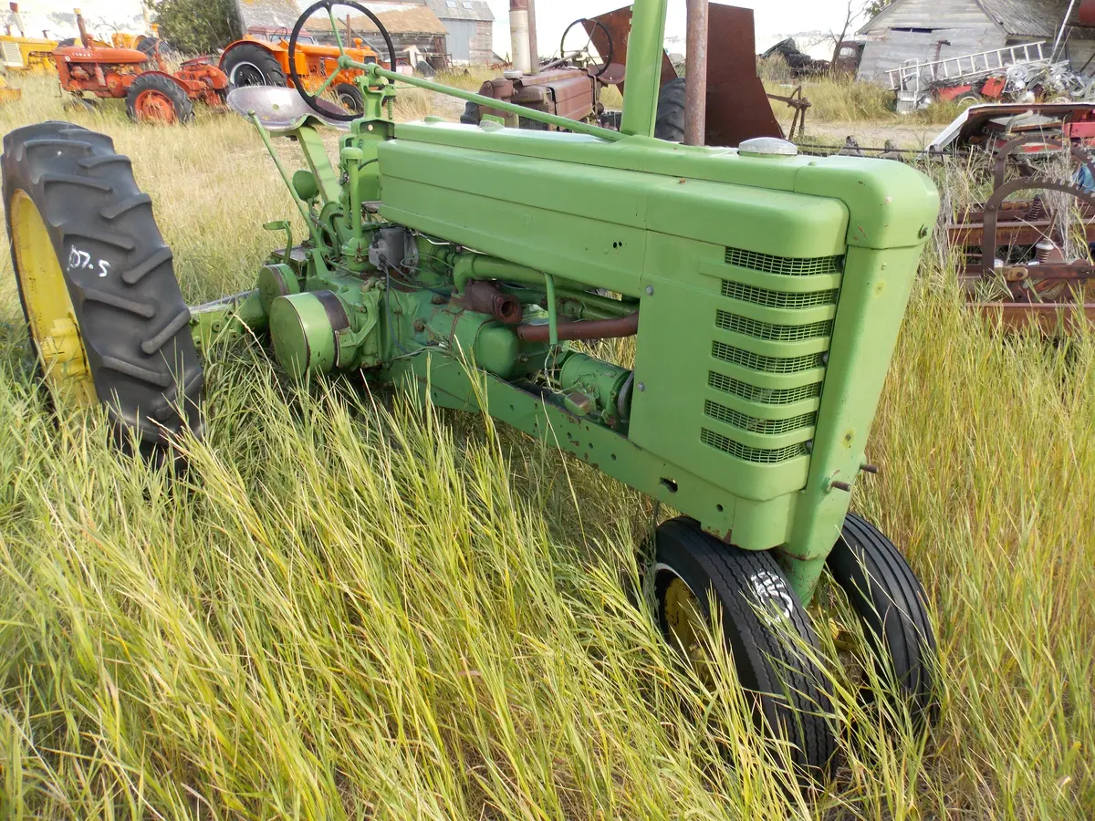 Styled John Deere B Tractor 1