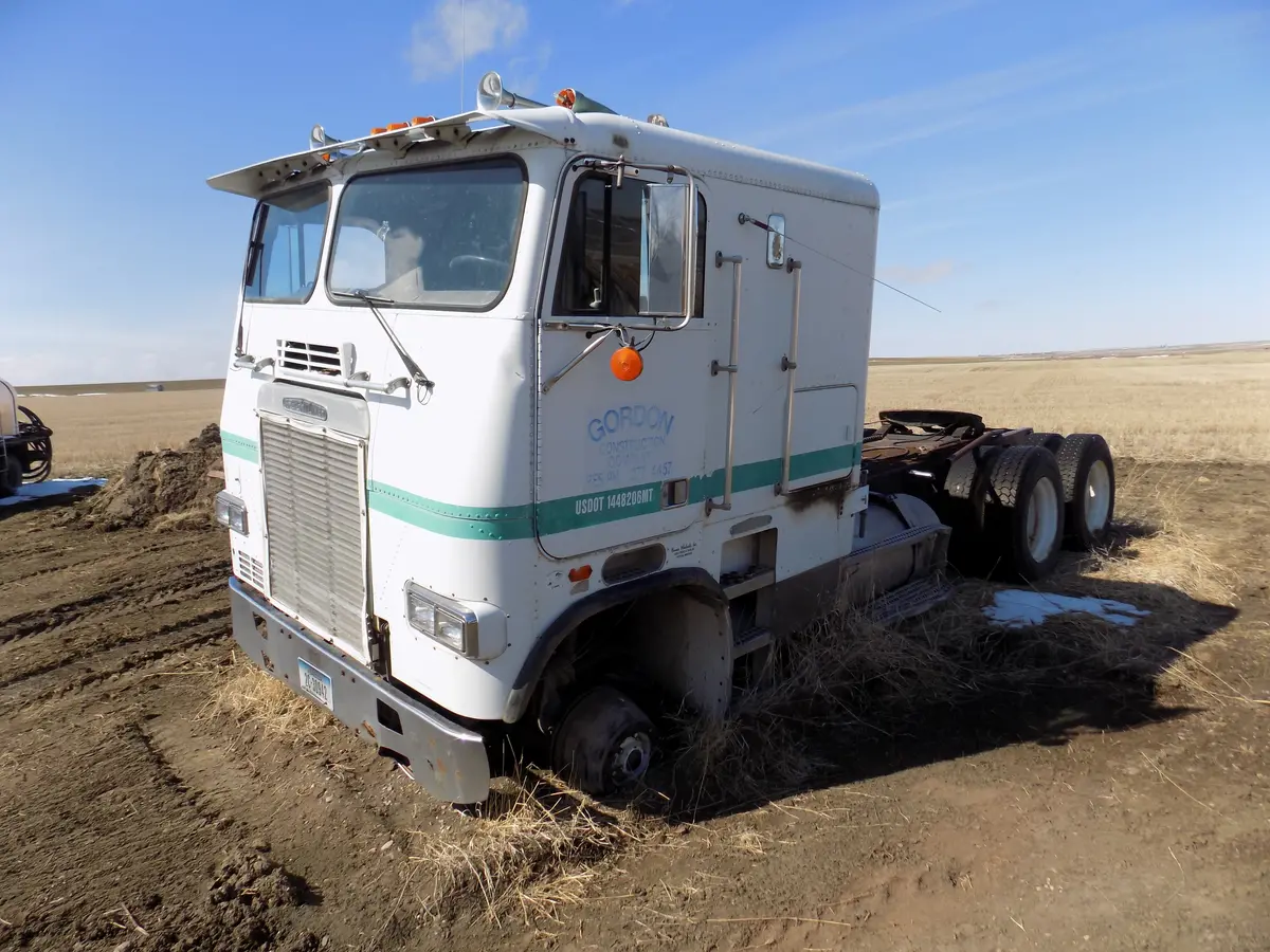 Freightliner Truck 1