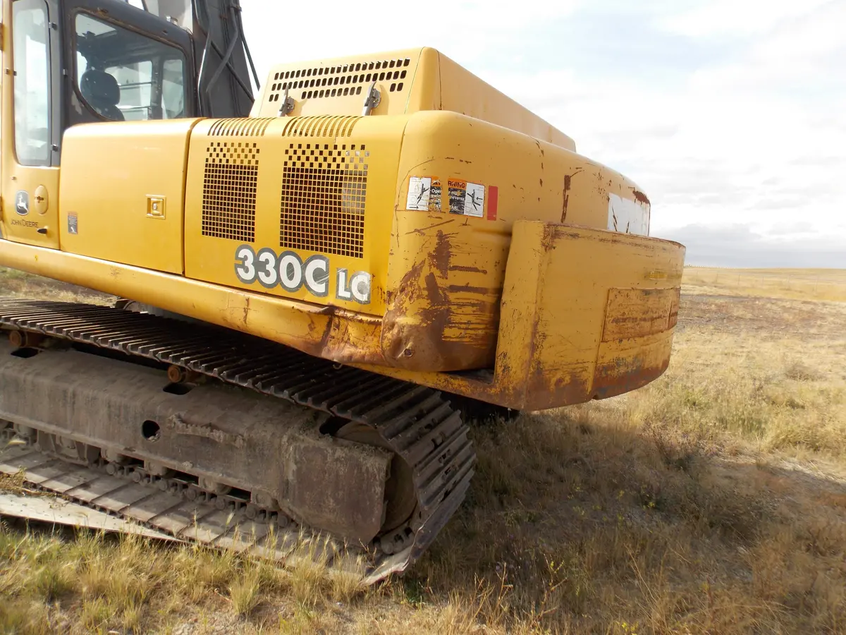 John Deere 330C Longstick 1