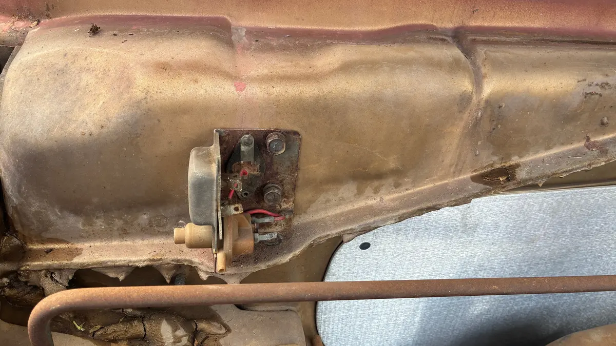 Block Off Plate For Nox Control Delay Valve All 1971 Calif A Bodies 2