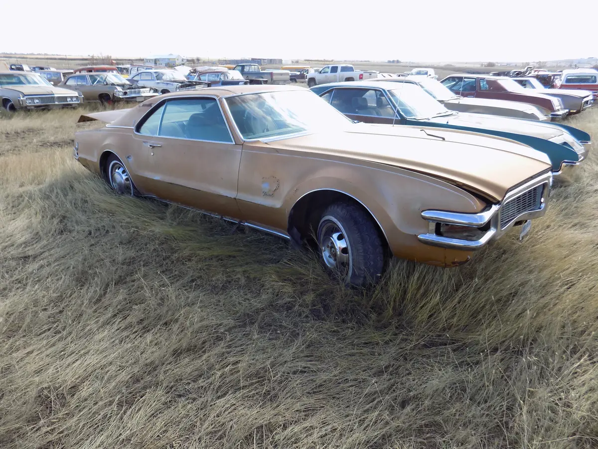 Oldsmobile Toronado 1