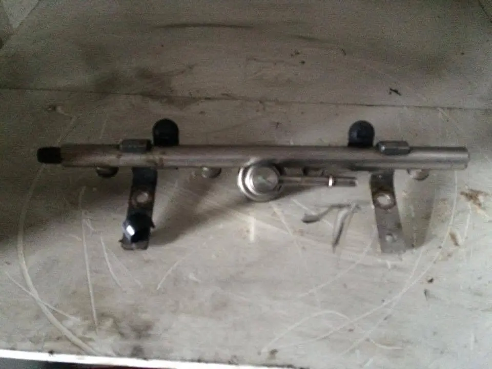 2003 W11b16 Mini 1.6 Petrol Turbo Variklio Common Rail ( Komonreilas Magistralė ) 2