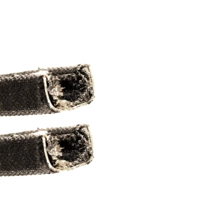 New Vertical Window Glass Channel (Pair) - Cc1561523 1