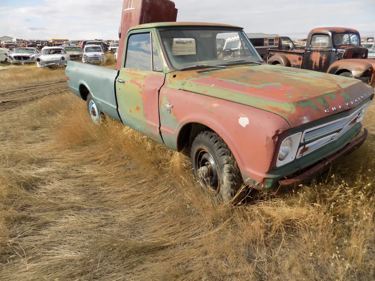 Assortment Of Chevy 2 Wd And 4X4 Pickup Trucks 1