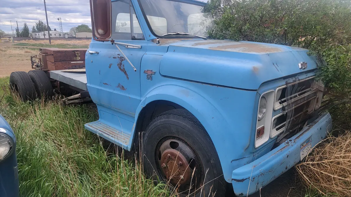 1967 Chev 2 Ton Cab And Chassis 1