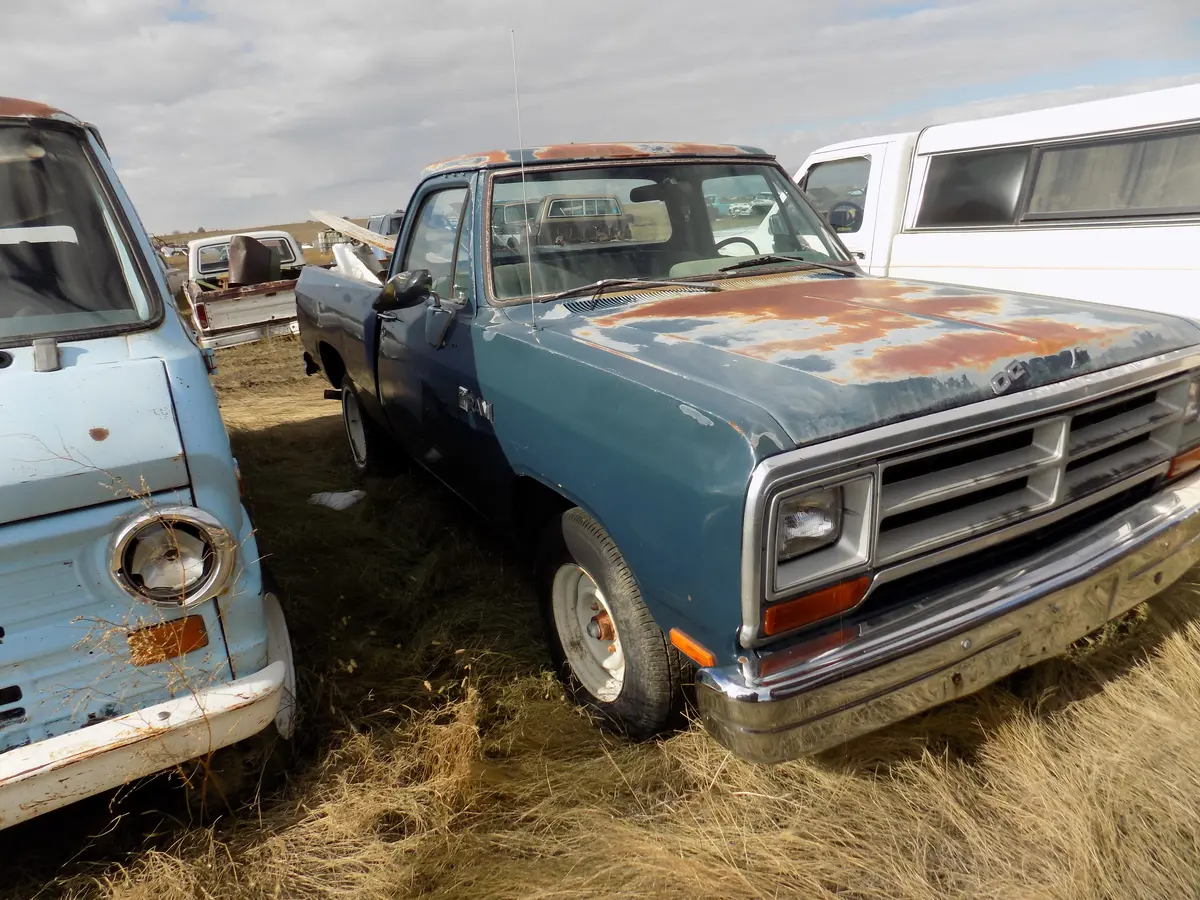 89 Short Box Dodge Pickup 1