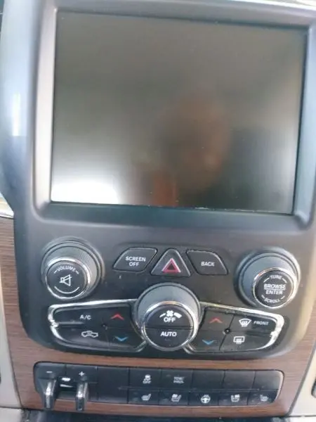 2014 Ram1500 Multimedia Radio 8.4 Inch Screen. Part Number 68224525Af 2