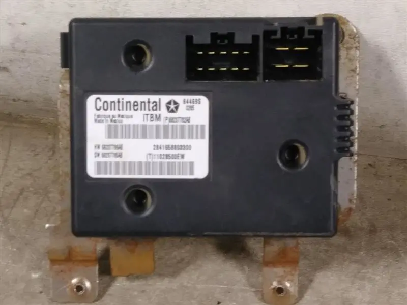 2015 Dodge Ram3500 Trailer Brake Module. Part Number 68237786Ab 1
