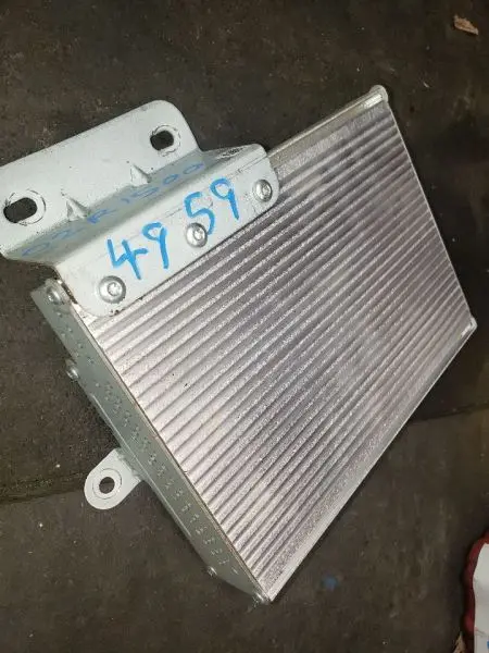 2002 Dodge Ram1500 Radio Amplifier. Part Number 56043136Af 1