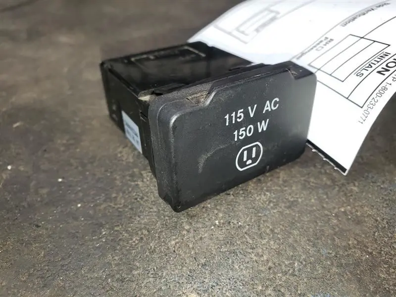 2012 Dodge Ram2500 Power Inverter Outlet. Part Number 56046933Aa 1