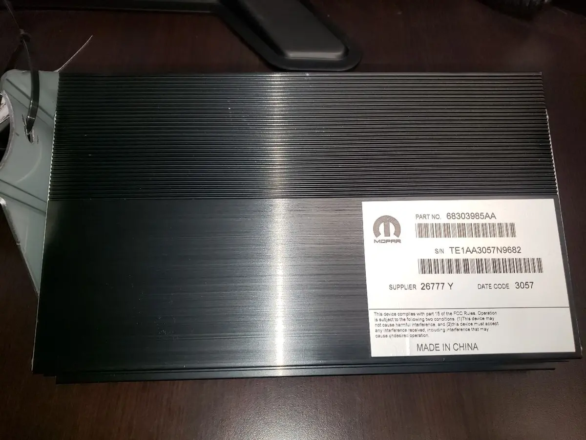 2018 Ram Radio Amplifier. Part Number 68303985Aa 1