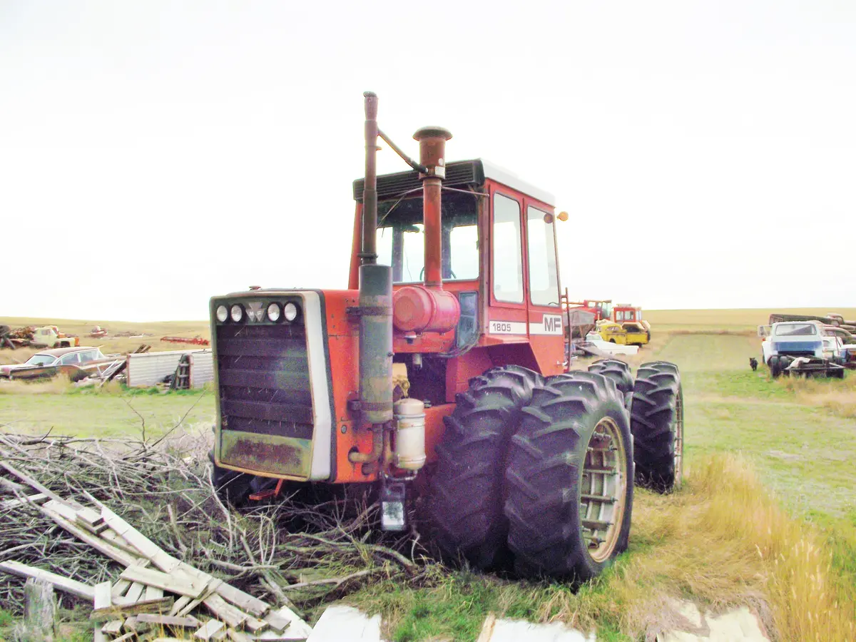 1805 Massey Ferguson 1
