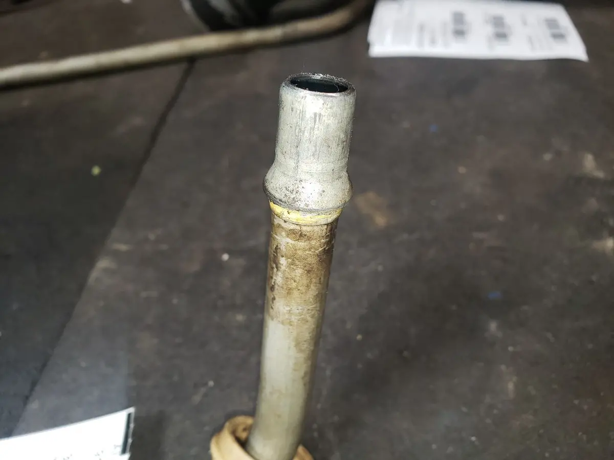 2014 Dodge Ram5500 Small Transmission Fluid Jumper Line. Part Number 68166465Ab 2