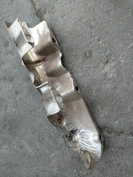 Dodge Ram 2013, 2500 - 3500 6.7L Engine Heat Shield 2