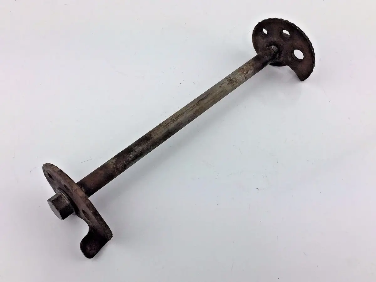 2003 Beta Rev80 Rear Axle Spindle With Snail Cams And Nut 1