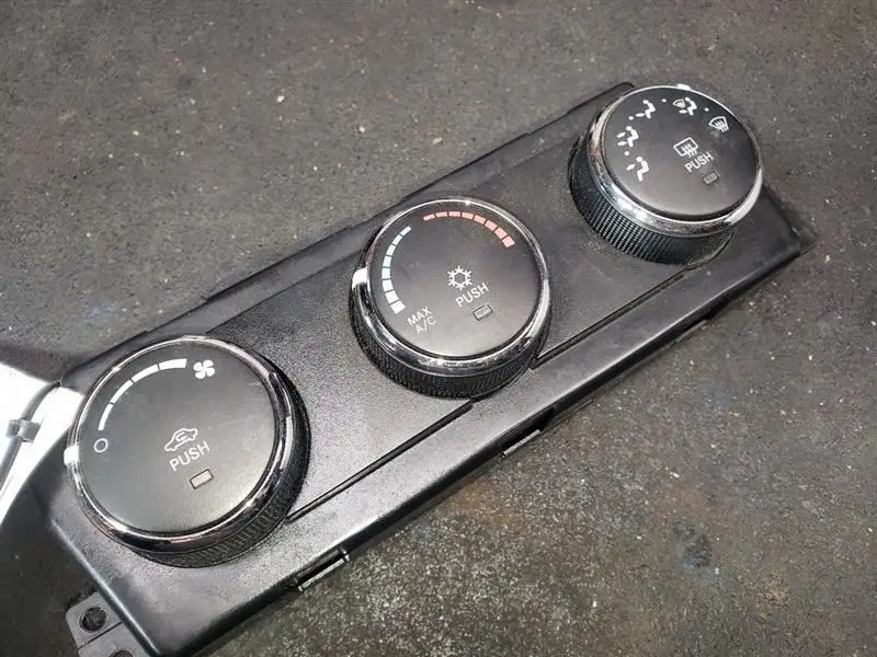 2012 Ram 1500 Ac & Heater Controls. Part Number 55111290Ad 1