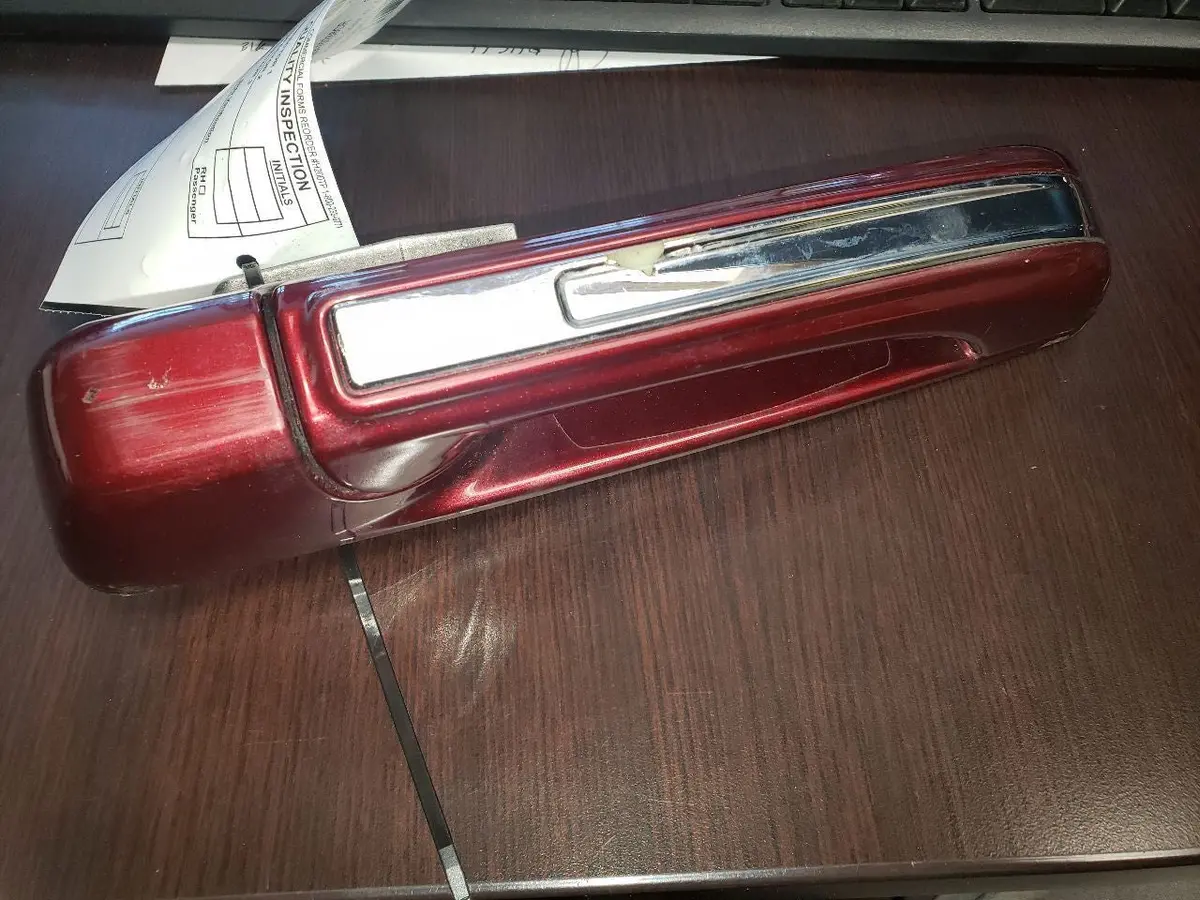 Right Rear Delmonoco Red With Chrome Outside Door Handle. Part Number 6Nv581rvac 1