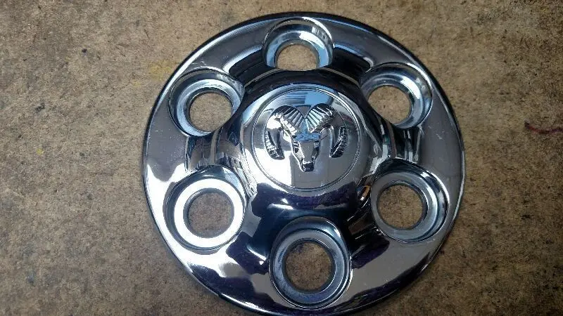98 99 00 01 Ram 1500 Wheel Center Cap Hubcap Crome 52039401 1