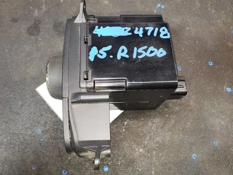 2015 Ram1500 2Wd Transmisison Dash Shifter. Part Number 68171965Ah 2