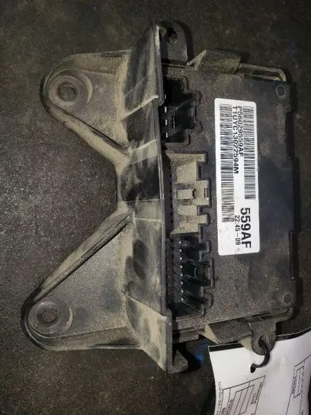 2012 Ram3500 Transfer Case Control Module. Part Number 56029559Ag 1