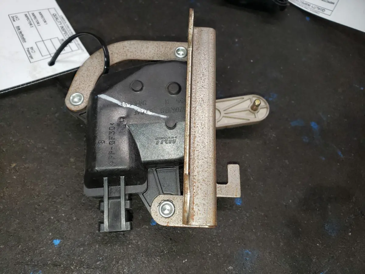 2006 Ram 3500 Heater Ac Servo With Lever. Part Number 4885206Ab 1