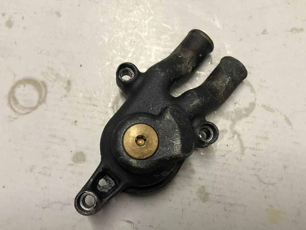 Used 2002>2014 Gas Gas Pro Complete Water Pump Assembly 1