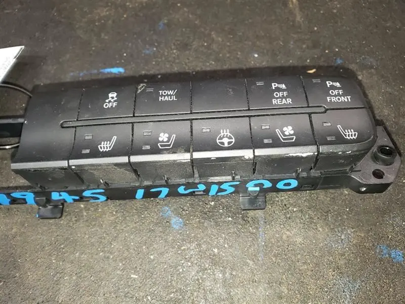2017 Ram1500 Dash Switch Bank. Part Number 68247636Aa 2