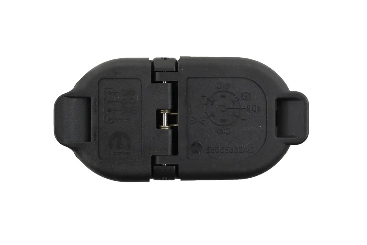Genuine Chrysler 56055632Ac 7-Way Trailer Connector 2