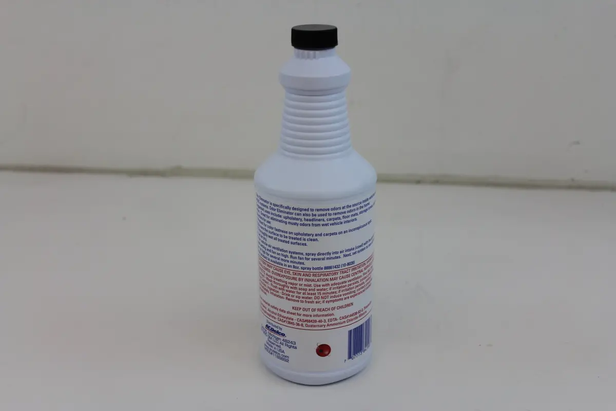 Genuine Gm Fluid 88861431 Odor Eliminator - 32 Ounce 1