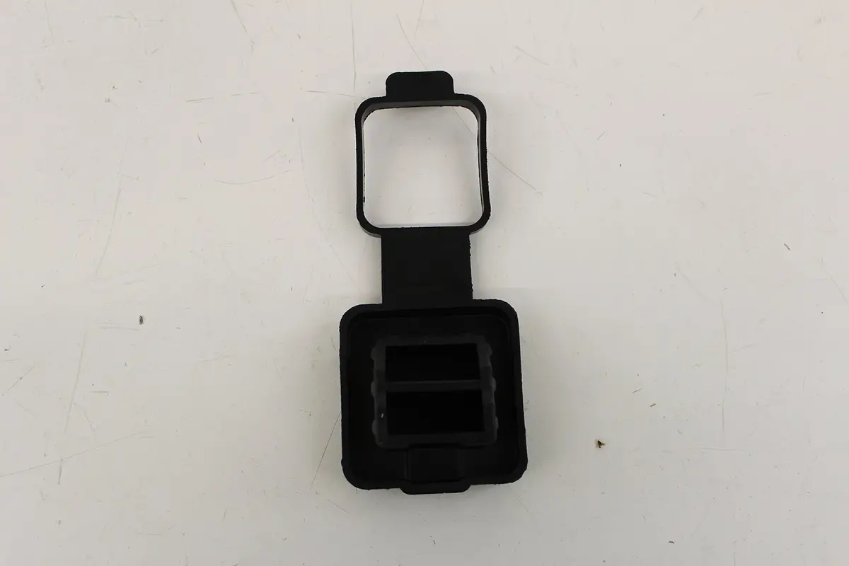 Genuine Dodge Ram Accessories 82208454Ab Hitch Receiver Plug With Ram's Head Logo 1