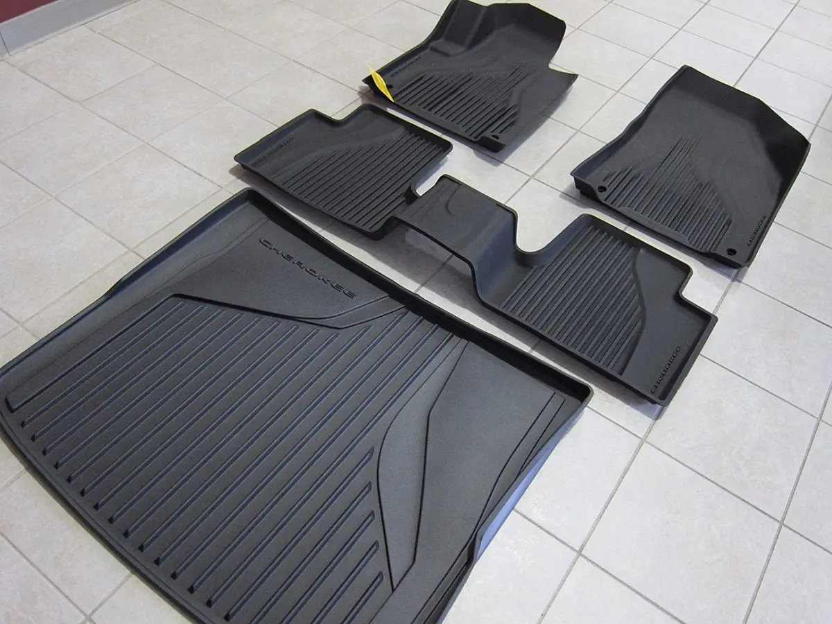 Jeep Cherokee All Weather Black Slush Mats And Cargo Tray Mopar Oem 1