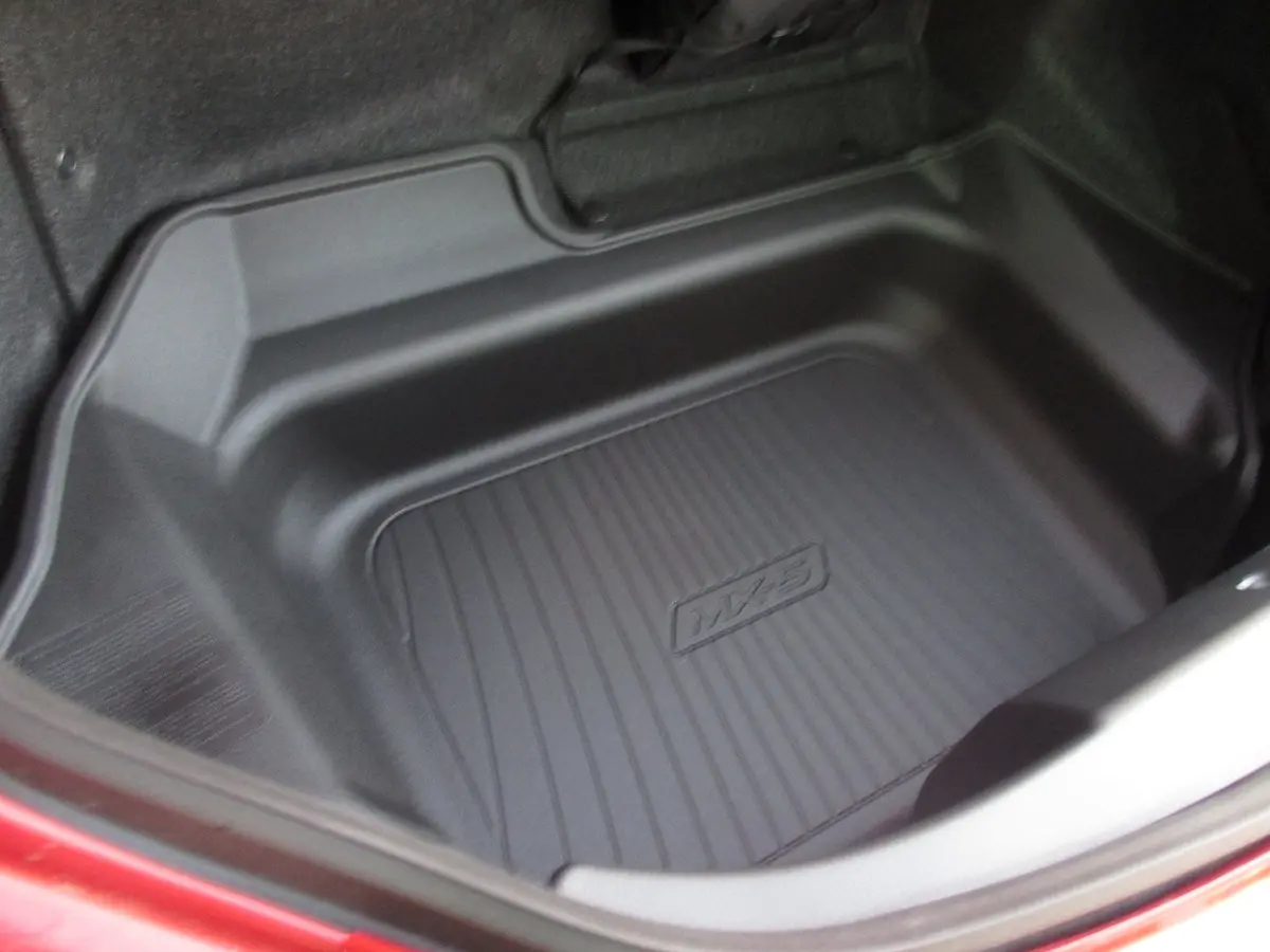 New Oem Mazda Mx-5 Miata 2016 Black Rubber Cargo Tray 0000-8B-D31 2