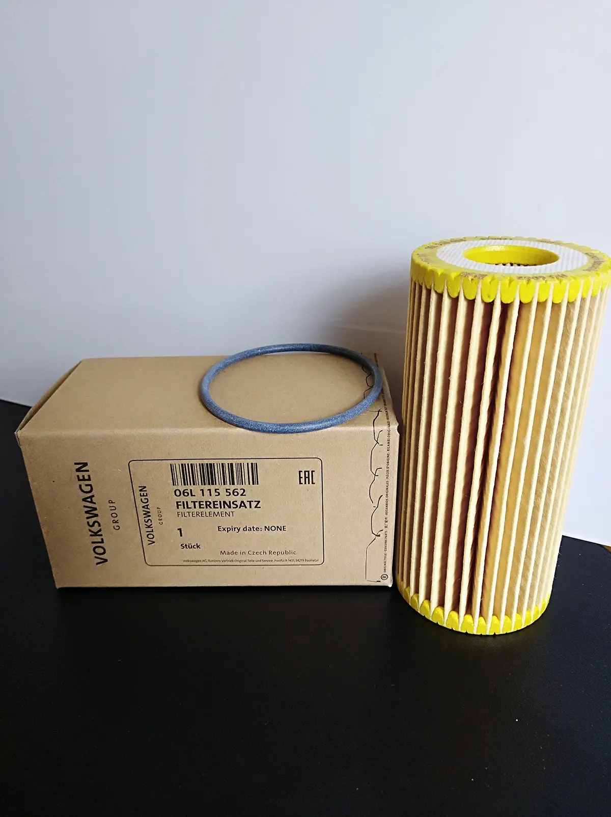 Filter Element With Gasket Audi Vw Audi A3 Cabriolet 06L115562 2