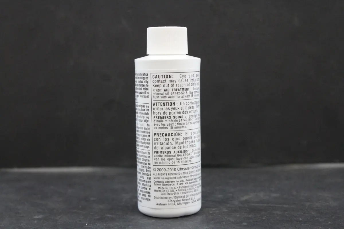 Genuine Mopar Fluid 4318060Ac Limited Slip Additive - 4 Oz. Bottle 1