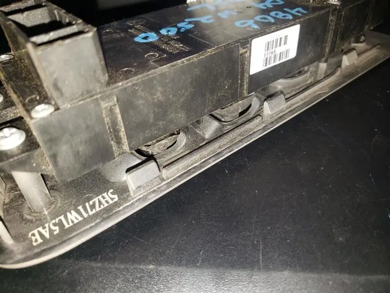 2004 Dodge Ram2500 Quad Cab Master Window Switch. Part Number 56049805Ab 2
