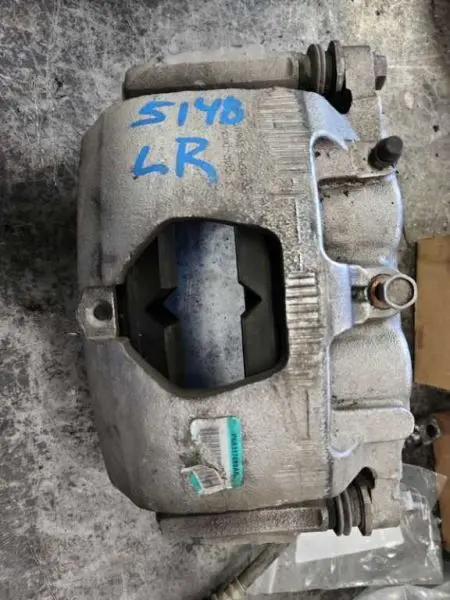 2021 Dodge Ram2500 Driver Side Rear Brake Caliper. Part Number 68453107Ab 1