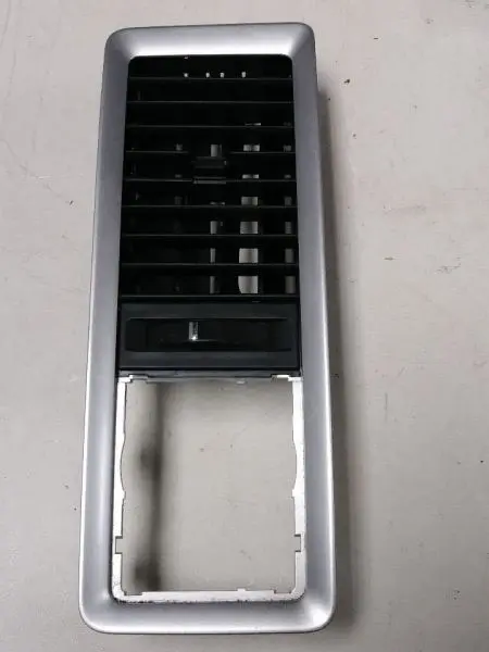 2010 Dodge Ram1500 Driver Side Dash Vent. Trim Code M9dv. Part Number 1Nl911sdaa 1
