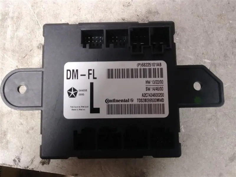 2017 Dodge Ram2500 Driver Door Module. Part Number 68225101Ab 1
