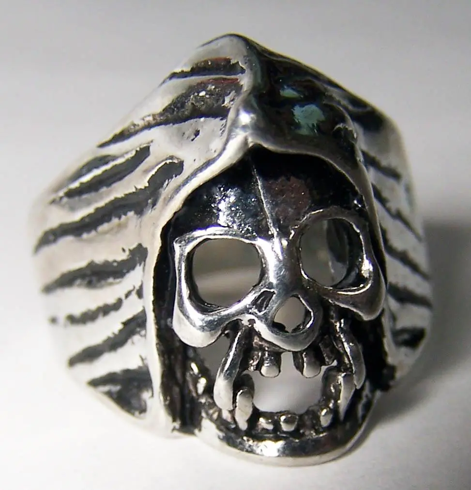Skull With Cape Biker Ring 1