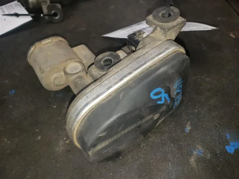 Ram2500 Automatic Transmission Throttle Valve Actuator. Part Number 5304140Ab 1