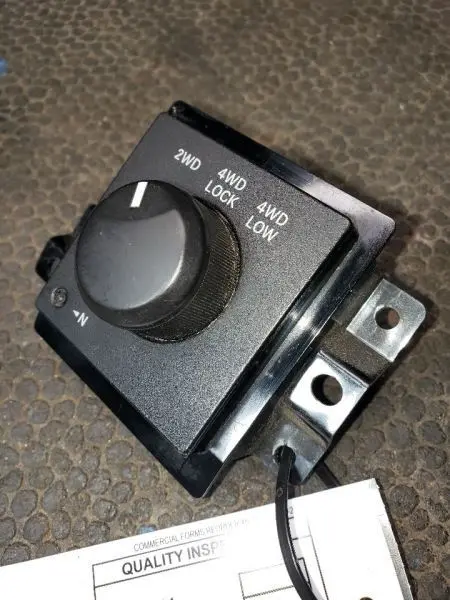 2008 Dodge Ram 3500 4Wd Dash Switch. Part Number 68021674Aa 2