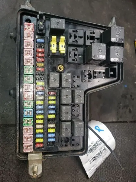 2004 Ram1500 Power Distribution Center (Pdc). Part Number 05026034Aa 1