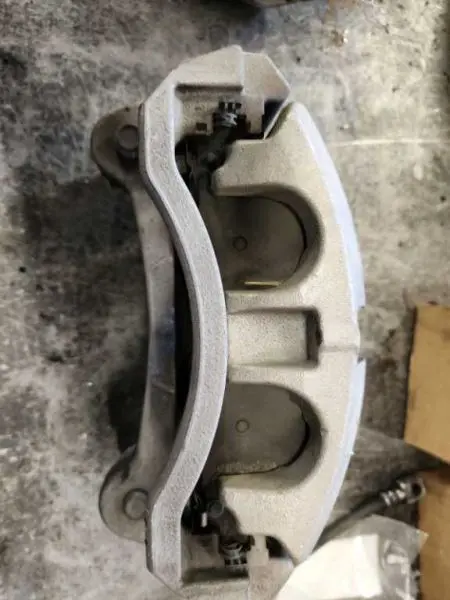 2021 Ram2500 Passenger Rear Brake Caliper. Part Number 68453108Ab 1