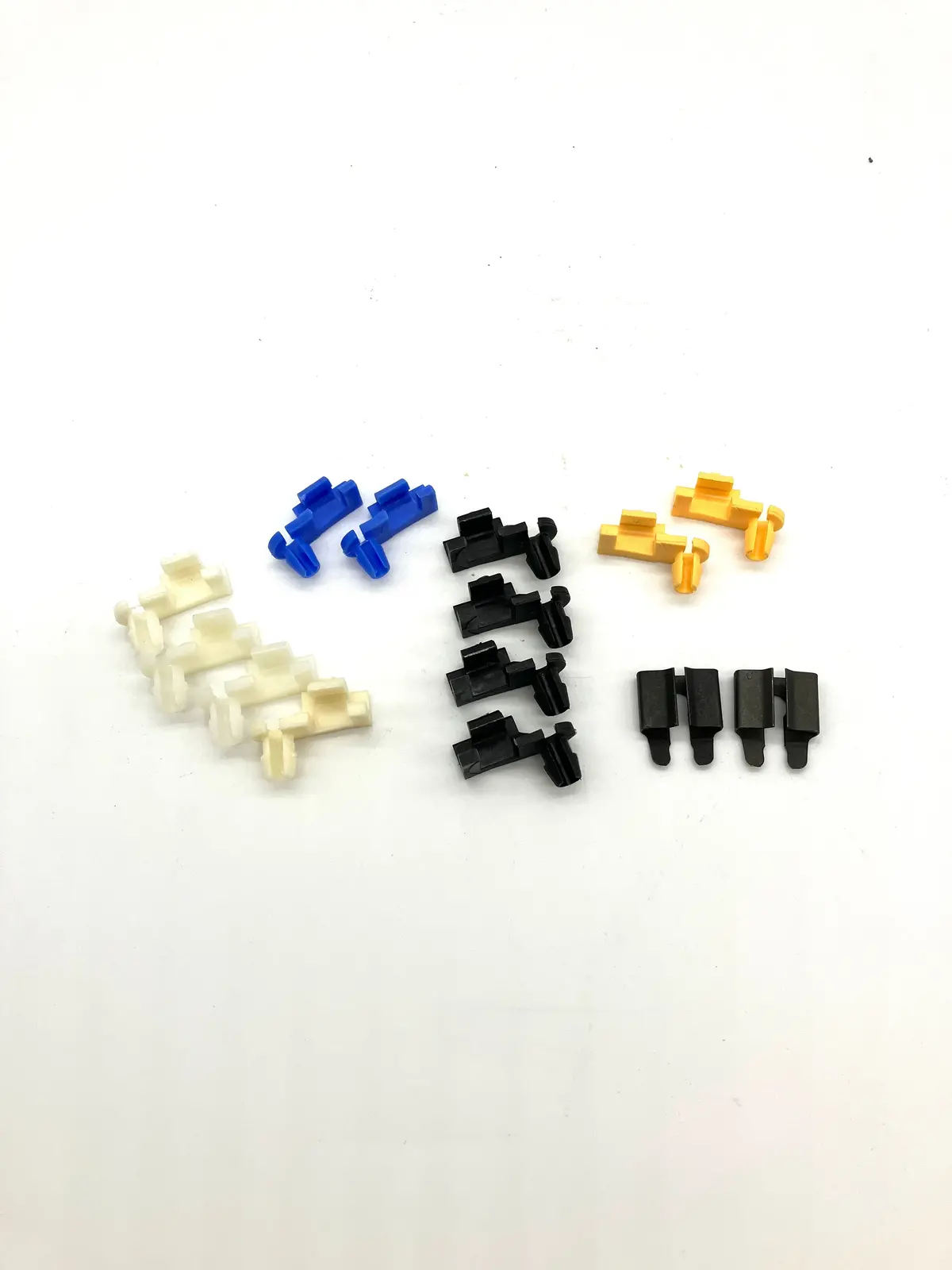 Door Latch/Lock Clip Set A Body 73-76 1