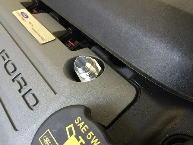 Coyote Valve Cover 10 An Adapter Fitting 2