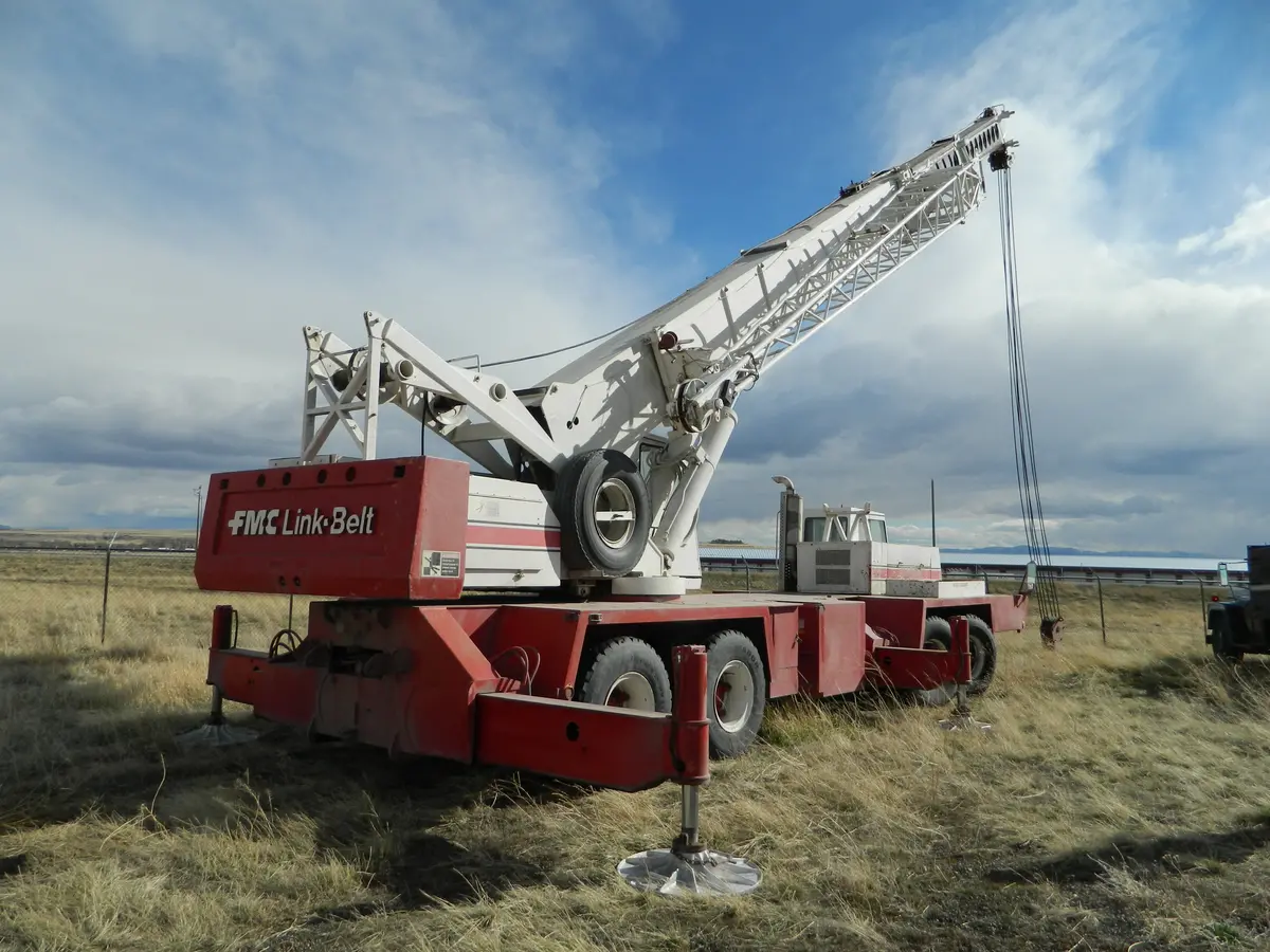 1980 Link-Belt 50 Ton Crane 1