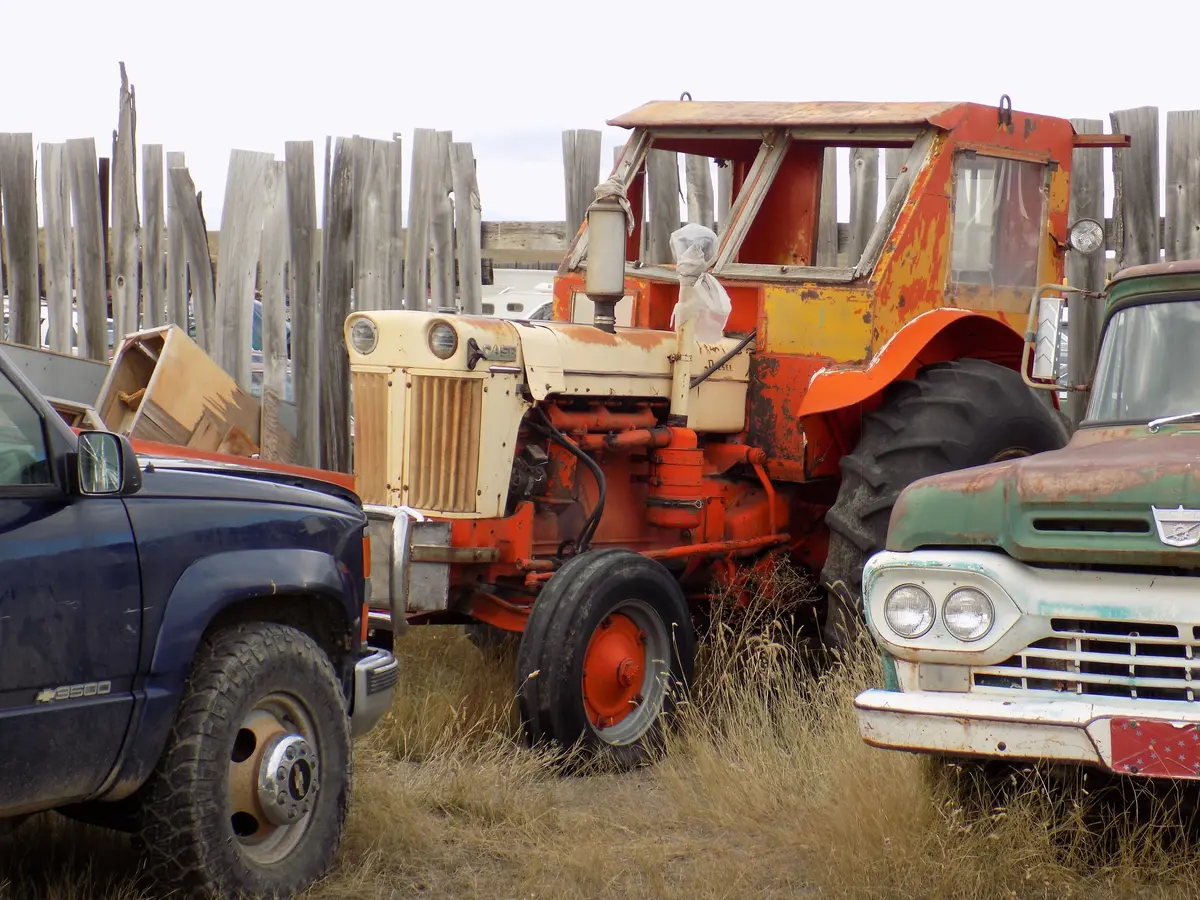 Case 1030 Diesel Tractor 1