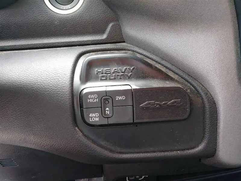 2021 Dodge Ram 4500 4Wd Dash Switch. Part Number 68368381Af 1