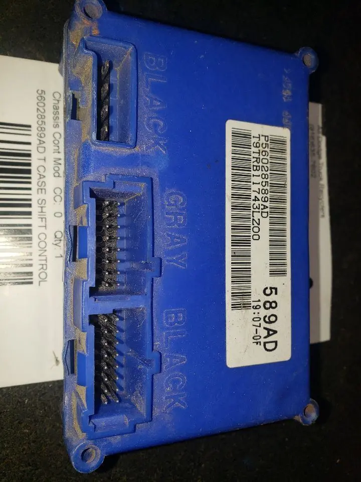 2004 Ram 3500 Transfer Case Control Module. Part Number 56028589Ad 1